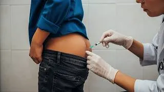 Thumbnail: ازاى تدى حقنة عضل فى البيت بدون اخطاء _ Intramuscular injection for a  at home
