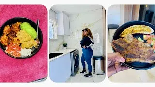 Thumbnail: WHAT I EAT IN A DAY TO LOOSE WEIGHT||INTERMITTENT FASTING +CALORIE DEFICIT|| SOUTH AFRICAN YOUTUBER 