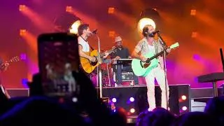 Thumbnail: Thomas Rhett and Niall Horan - Choosin’ Texas Cover The Soundtrack to Life Tour Nashville, TN 7/9/26