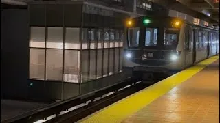 Thumbnail: Metrorail pulls into Downtown Miami Station