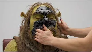 Thumbnail: ASMR SHREK Deep Cleaning 💅