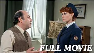 Thumbnail: La bellissima poliziotta sotto copertura | La poliziotta della squadra del buon costume | Commedia
