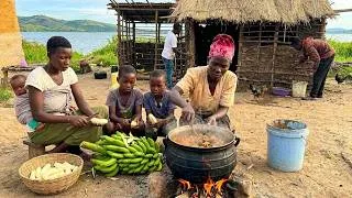 Thumbnail: Cooking An Authentic African Meal & Mudding Our Traditional Outdoor Kitchen