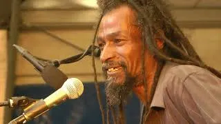 Thumbnail: Menwar - 10 - Live at Afrika Festival Hertme 2012