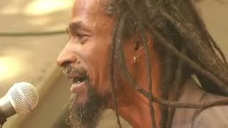Thumbnail: Menwar - 09 - Live at Afrika Festival Hertme 2012