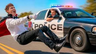 Thumbnail: Invisible Car Prank On The Police!