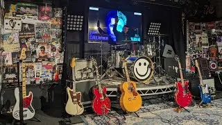 Thumbnail: AKA Noel Gallagher promo