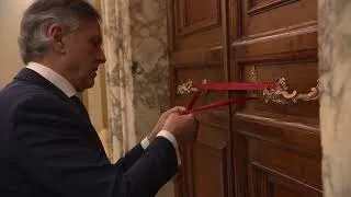 Thumbnail: The Sealing of the Doors to Papal Apartment in Apostolic Palace
