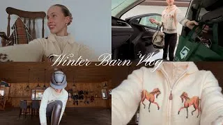 Thumbnail: Barn Vlog: greenhawk haul, unboxing, and indoor jumping session! 💗🐎