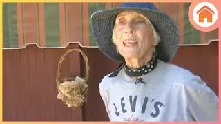 Thumbnail: Inside America's Weirdest Homes - Ghost Towns, Sandcastles and Firehouses