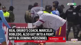 Thumbnail: Bolivian sides Real Oruro and Blooming clash at the end of a cup game with 17 players sent off