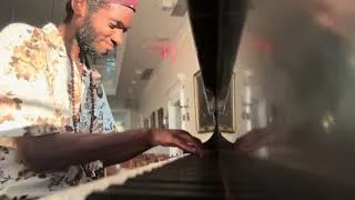Thumbnail: this chord prog has been stuck in my head for 4 days now