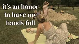 Thumbnail: Mom of 5 Chats on Large Family Life