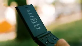 Thumbnail: LIGHT PHONE FLIP / pros and cons of the new dumb phone