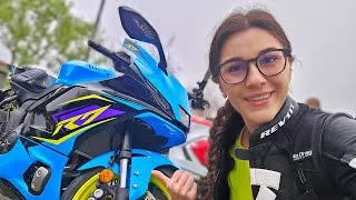 Thumbnail: 2026 Yamaha R7 Review (from a short rider's POV)