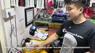 Thumbnail: Sepatu badminton Hundred Razor warna Putih hanya 400 Ribu , Size 33-45 di Anugerah Sports Malang