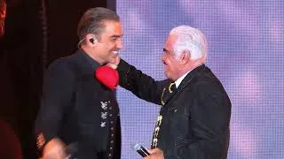 Thumbnail: VICENTE FERNÁNDEZ: UN AZTECA EN EL AZTECA | Available August 8, 2026