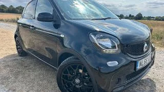 Thumbnail: Smart Forfour Edition Black Walkaround Exterior Interior Review