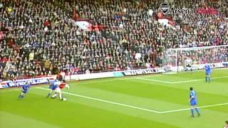 Thumbnail: It's 15 years since this man signed for Arsenal