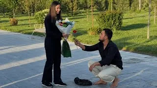 Thumbnail: Poor Boy Gave His Last Flower To A Beautiful Girl 🌹❤️