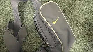 Thumbnail: ASMR: Showing Off My New Nike Bag [LoFi] [No Talking]