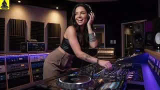 Thumbnail: Hypnotic Deep House • DEEP BASS (122 BPM) | Minimalist Groove & Seductive Vocals [4K]