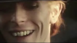 Thumbnail: David Bowie