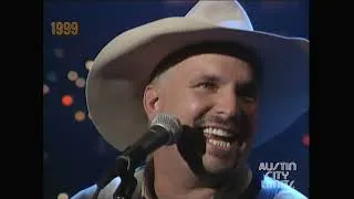 Thumbnail: Austin City Limits Hall of Fame Honors Garth Brooks