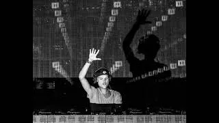 Thumbnail: Dizzee Rascal - Dirtee Cash (Avicii's Sexy Mix) [New Leak]