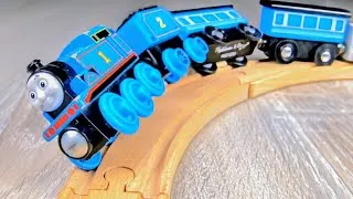 Thumbnail: Keep On Rolling (Accidents Will Happen) | Thomas & Friends | Kids Song