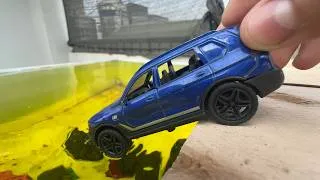 Thumbnail: Cars Fall In The Water Welly Cars