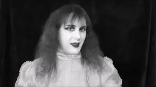 Thumbnail: Reviewing Carmilla by Joseph Sheridan Le Fanu