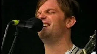 Thumbnail: Kings Of Leon - Molly's Chambers (live)