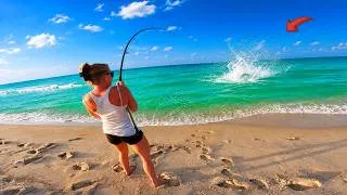 Thumbnail: Slinging Topwater Lures from the Beach at Massive Fish Schools!