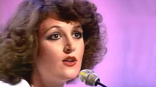 Thumbnail: BARBARA DICKSON - ANSWER ME (Live on TOP OF THE POPS in HD) February 1976