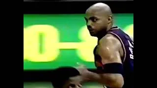 Thumbnail: Charles Barkley posterizes two Blazers on the fast break 1995 