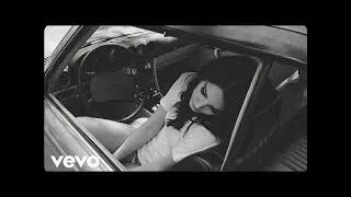 Thumbnail: Lana Del Rey - My Heart Still Hurts (Official Lyrics Video)