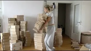 Thumbnail: Small Business Diaries| packing 200 orders in my apartment⭐️ BELINA BELLWOOD
