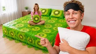 Thumbnail: I Tested The World’s WEIRDEST Beds!