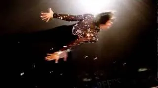 Thumbnail: Johnny Weir Wins Improv-Ice 2012