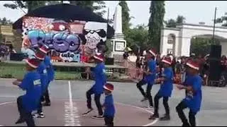 Thumbnail: Funny Dance Beyond Your Height