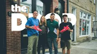 Thumbnail: Nike Pegasus Plus 2, Falmouth Road Race, Ramen and Hot Dogs | The Drop E474