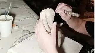 Thumbnail: Ceramic sculpting process demo of a dog