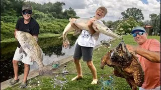 Thumbnail: Giant Snapping Turtle, Black Drum, Alligator Gar and Blue Crabs (Catch & Cook)