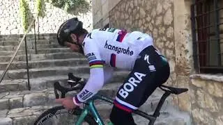 Thumbnail: Peter Sagan INSANE Bike Skills Up Stairs!