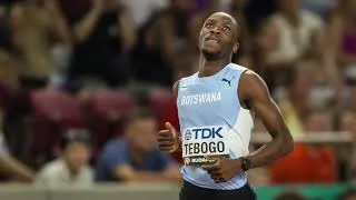Thumbnail: Letsile Tebogo runs a WORLD lead 44.29. Will he win the the Olympics?!