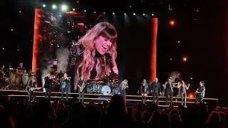 Thumbnail: Kelly Clarkson - WalkAway (Atlantic City NJ 2024)