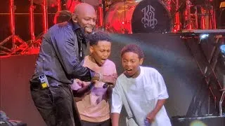 Thumbnail: JOE BRINGS OUT HIS FAMILY & THEY STEAL THE SHOW!