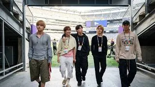 Thumbnail: Taehyung Shares a Moment with BTS Members Rehearsing for the FIFA Performance in New York