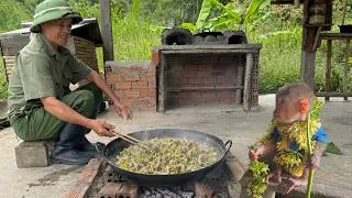 Thumbnail: So cute ! Smart monkey Buem finds special flowers for Grandpa Forest's use cooking
